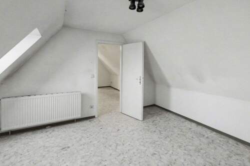 Zimmer 4 OG(1) - Einfamilienhaus in Lutherstadt Wittenberg zum Kaufen