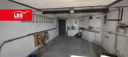 Garage - 