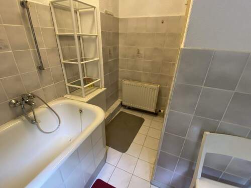 Badezimmer aus anderer Perspektive - 