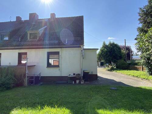 Hausrückseite - 4 Zimmer Doppelhaushälfte zum Kaufen in Mertendorf