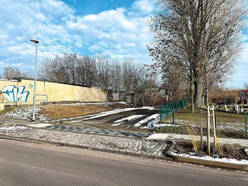 Ansicht Grundstück - Grundstück in Staßfurt