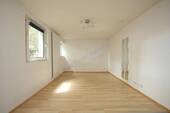 EINLIEGERWOHNUNG - 