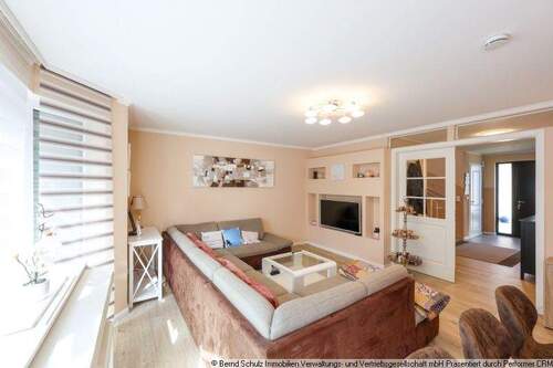 8 Wohnzimmer - 