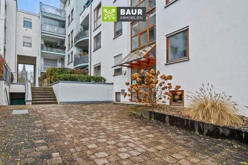 Hauseingang - 3 Zimmer Etagenwohnung in Ulm