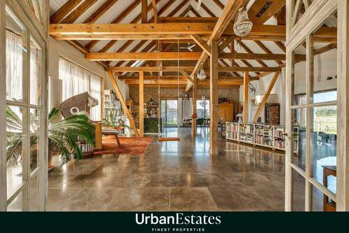 Hauptwohnraum (ca. 133qm) Wohn-/Ess-/Küchenbereich - Exklusiver Wohntraum in einer ausgebauten Scheune am Vielitzsee