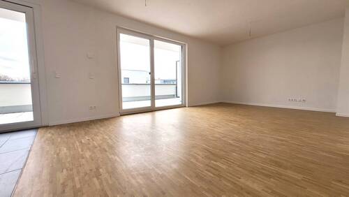 Wohnzimmer - 3 Zimmer Etagenwohnung zur Miete in Kehl