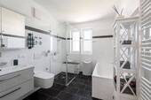 Tageslichtbad - 