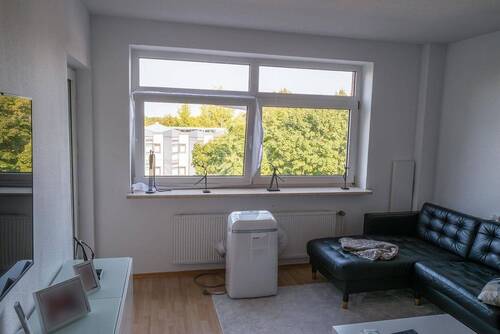Wohnzimmer - Etagenwohnung mit 81,60 m² in Brühl zum Kaufen