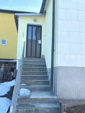 Hauseingang - Doppelhaushälfte mit 93,00 m&sup2; in Cursdorf zum Kaufen