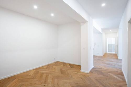 Wohnen - 4 Zimmer Etagenwohnung zum Kaufen in München