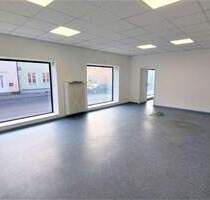 Büro - Verkaufsraum an der Regensburger Str.10 mit 2 Räume auf 74 m² in Nabburg zu vermieten