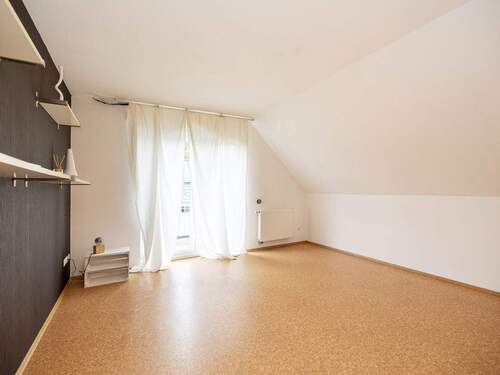 Helles Kinderzimmer - 