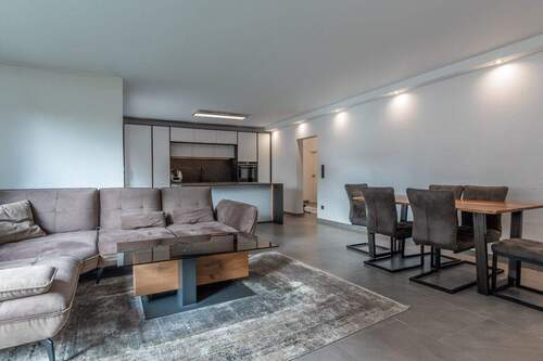 Willkommen in Ihrem neuen Wohnbereich - 9 Zimmer Mehrfamilienhaus, Wohnhaus zum Kaufen in Bramsche