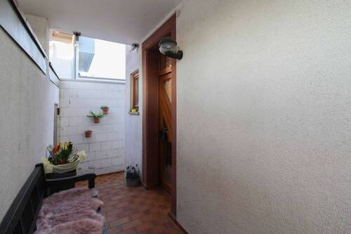 Hauseingangsbereich - 5 Zimmer Doppelhaushälfte zum Kaufen in Mainz