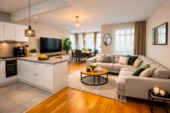 Visualisierung: Einrichtungsbeispiel Wohnzimmer mit offener Küche - 4 Zimmer Etagenwohnung in Berlin