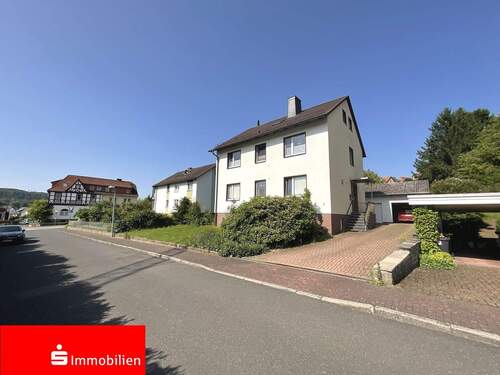 Außenansicht - Familienfreundliches Haus mit großem Grundstück