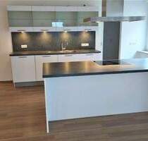 Hochwertig sanierte 4 Zimmer Wohnung im 1.Stock in der Innenstadt von Weiden i. d. OPf. zu vermieten! - Weiden in der Oberpfalz