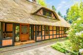 Vorderseite Haus - 8 Zimmer Einfamilienhaus zum Kaufen in Gnarrenburg