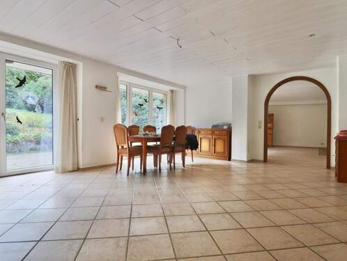 Essbereich mit Terrassenzugang - 2 Zimmer Bungalow zum Kaufen in Langelsheim