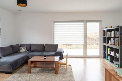 Wohnzimmer - Einfamilienhaus mit 110,00 m&sup2; in Sondheim vor der Rhön zum Kaufen