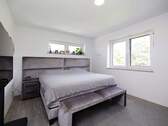 Elternschlafzimmer (I. OG) - 