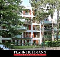 Wohnen mit Blick auf den Tierpark Hagenbeck - 3 Zimmer, Balkon und Tiefgaragenstellplatz - Hamburg Stellingen