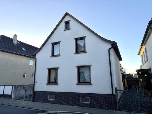 Vorderansicht - 5 Zimmer Einfamilienhaus zum Kaufen in Rodgau