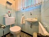 Gäste-WC im Erdgeschoss - 