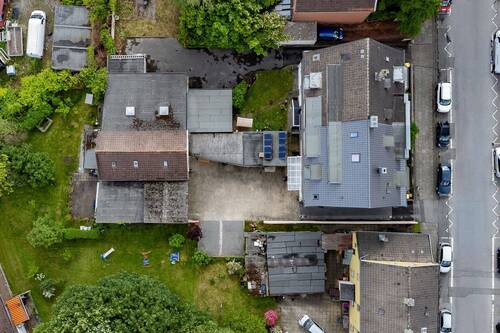 Drohne - Mehrfamilienhaus, Wohnhaus mit 400,00 m&sup2; in Dortmund zum Kaufen