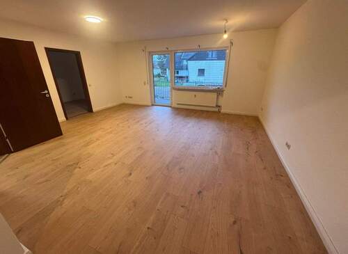 Wohnzimmer - 2 Zimmer Etagenwohnung in Spessart