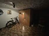 Hobbyraum mit Sauna - 