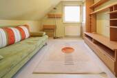 Schlafzimmer II OG - 