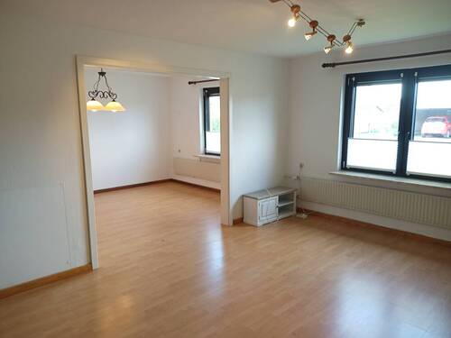 Wohn- und Esszimmer - 5 Zimmer Einfamilienhaus in Friedrichskoog