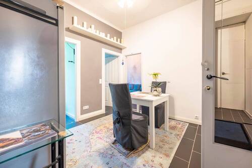 Diele - Etagenwohnung mit 80,00 m² in Berlin zum Kaufen
