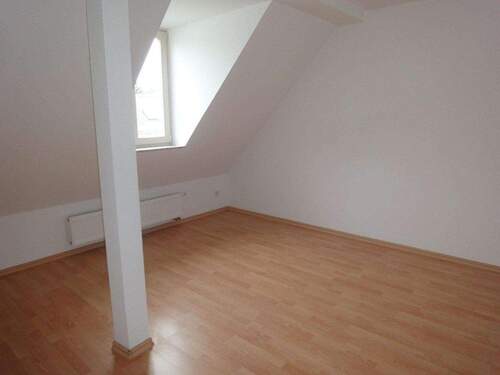 Schlafzimmer - 3 Zimmer Etagenwohnung in Chemnitz