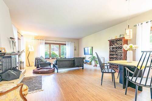 Wohnzimmer - 8 Zimmer Mehrfamilienhaus, Wohnhaus in Berlin