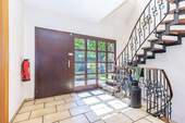 Eingang & Treppenhaus - 