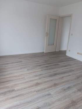 Wohnzimmer, Bild 2 - 2 Zimmer Etagenwohnung zur Miete in Stralsund