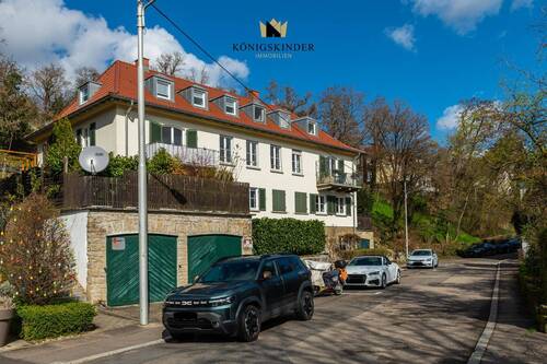 Außenansicht - 2 Zimmer Mehrfamilienhaus, Wohnhaus zum Kaufen in Stuttgart