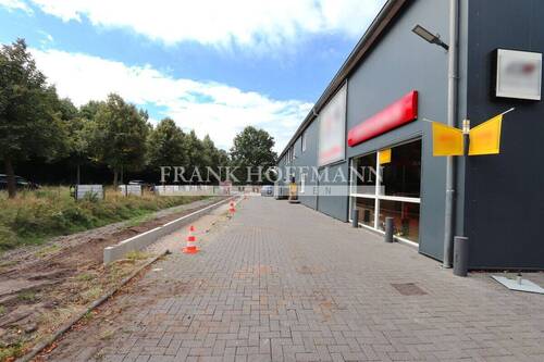 M2457 Außenaufnahme 3 - Gewerbeobjekt (Büro, Produktion, Verkauf) in Halstenbek zur Miete