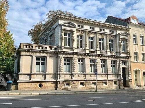 Hausansicht - Büroetage in stilvoller Atmosphäre!