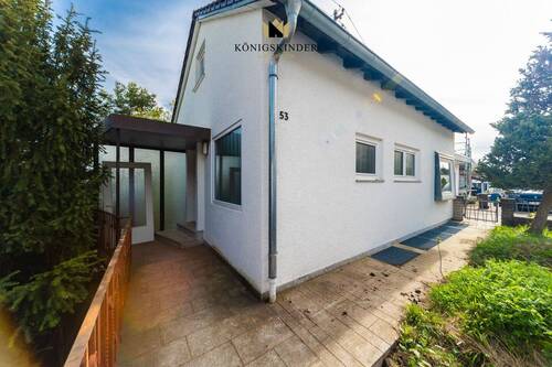 Eingang Erdgeschoss - 5 Zimmer Einfamilienhaus zum Kaufen in Spiegelberg