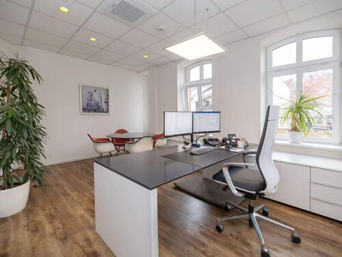 Büro EG - 