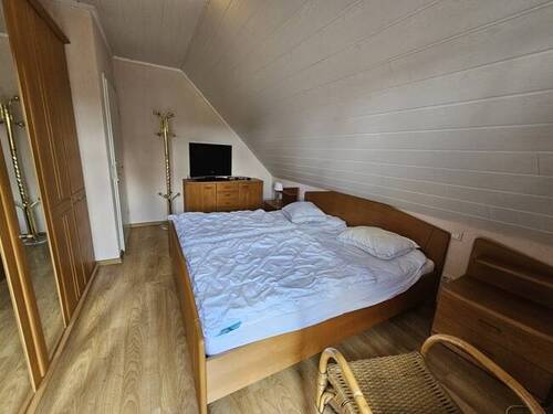 OG Schlafzimmer 1 - 