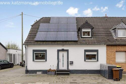 Hausansicht 2 - Reihenendhaus mit 178,00 m&sup2; in Erftstadt zum Kaufen