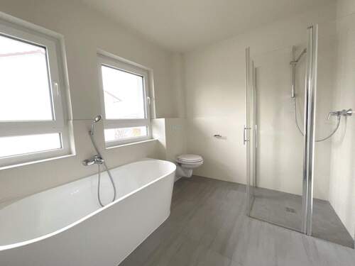 Badezimmer Dachgeschosswohnung - 