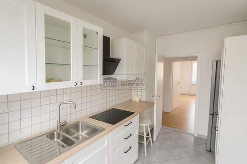 Praktische Einbauküche mit Essbereich - Etagenwohnung mit 50,00 m&sup2; in Berlin zum Kaufen