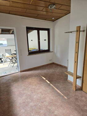 Eingangsbereich - Etagenwohnung mit 40,00 m² in Saulheim zur Miete