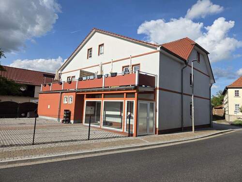 Straßenansicht - 