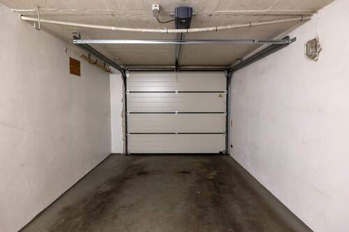 Garage - 